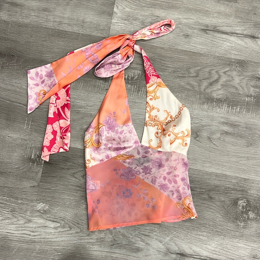 BRAND NEW REVOLVE TOP